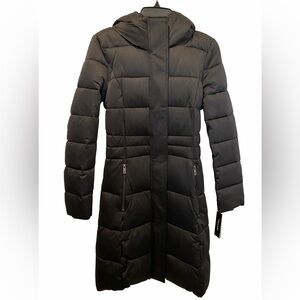 Tahari Gemma Black Long Puffer Coat Zip & Snap | NWT | Size Small